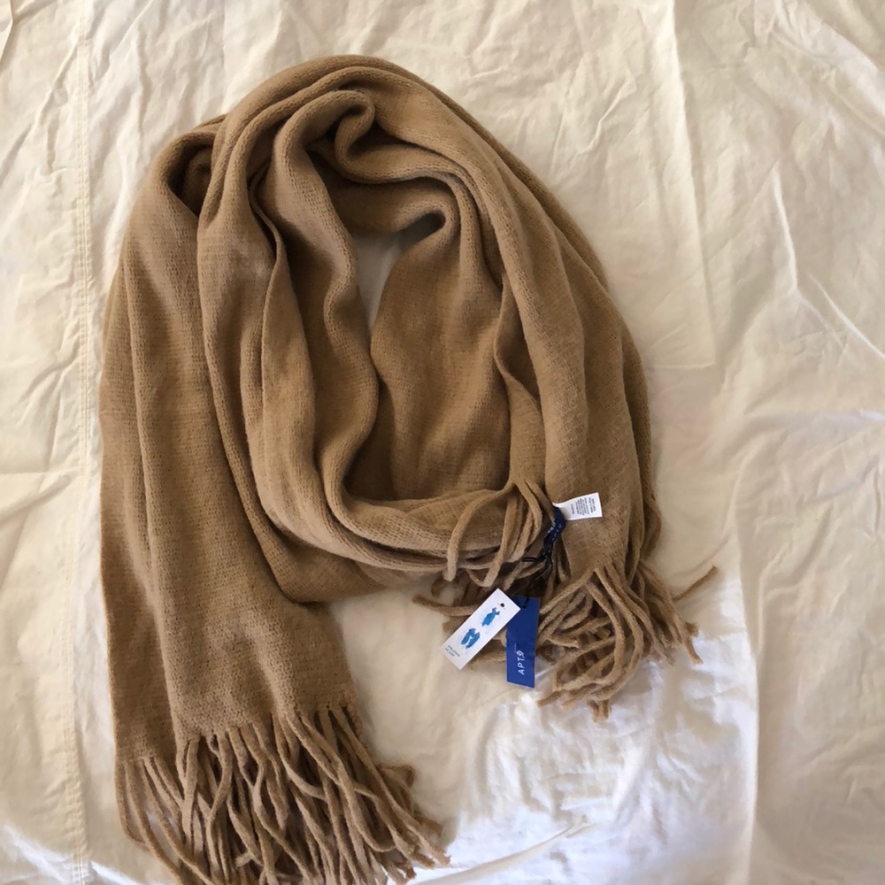 Brown/light beige scarf - NWT